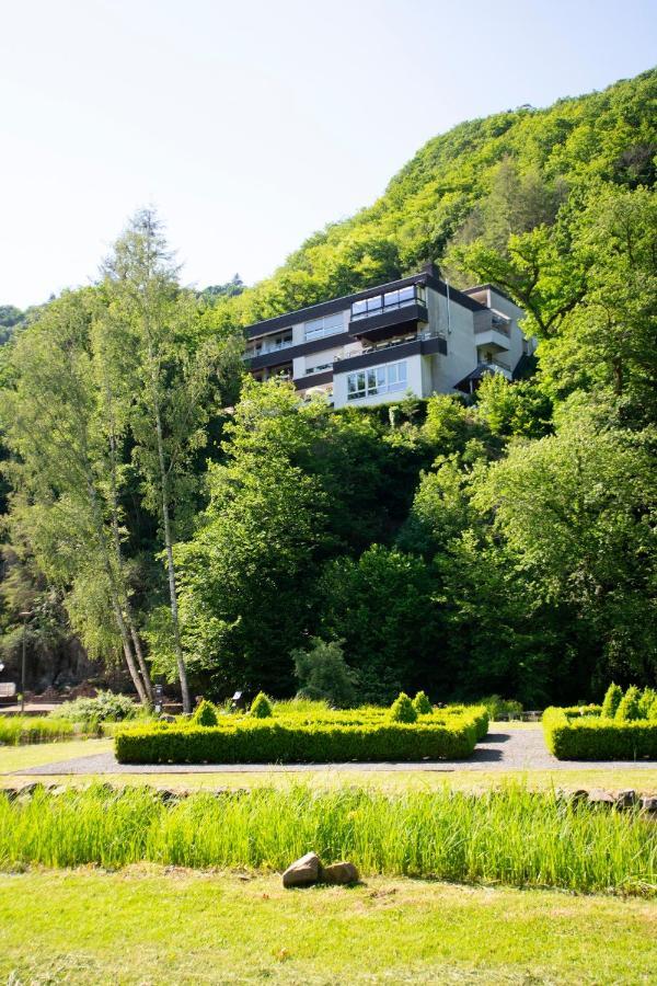 Ferienwohnung Villa Abrioux Am Park バート・ベルトリッヒ エクステリア 写真